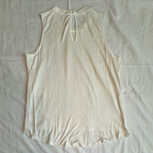 NWOT - MAURICES Size Large Set of 2 Lace Sleeveless Tops in Rose and Off-White - Picture 12 of 14